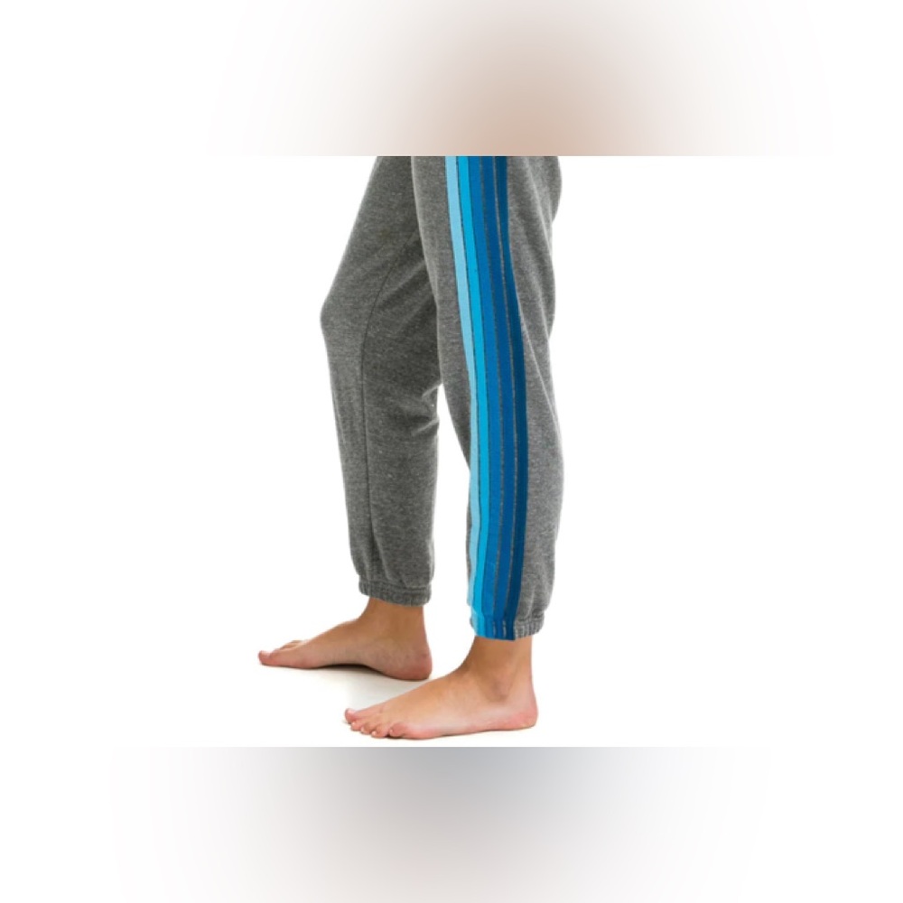 5 STRIPE SWEATPANTS - HEATHER GREY // BLUE